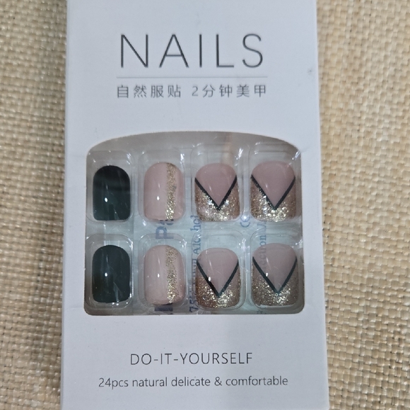 SALE*Press-On Nails 3 Sets - Picture 2 of 5